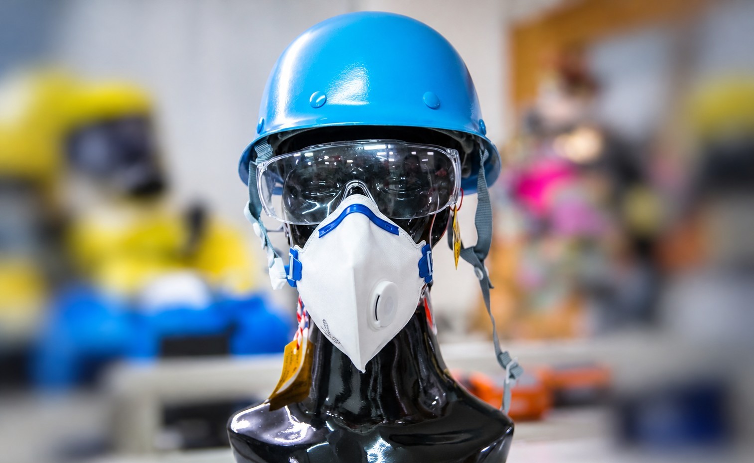Head and face protection equipment